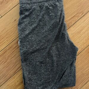 Heathered Gray Vuori Performance joggers size M